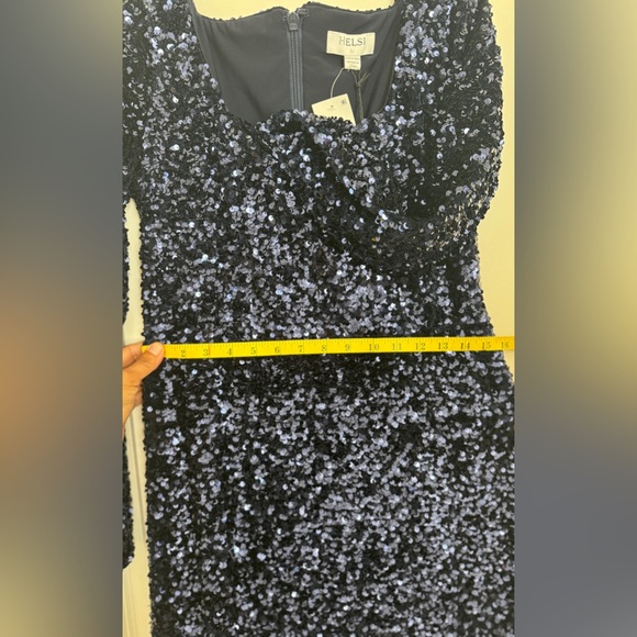 HELSI Jamie Sequin Long Sleeve Gown Midnight Blue Size L - Picture 7 of 10